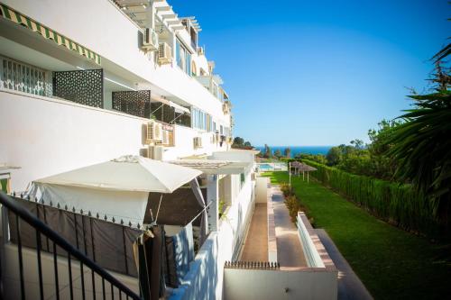 Benalhome - Tu hogar con terraza y ducha exterior photo 30