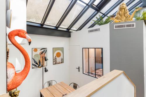 Relais Cocorico Artist Studio glass roof with AC