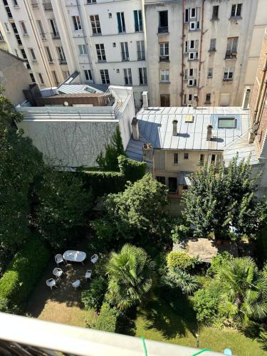 Nice apartment near the Eiffel Tower