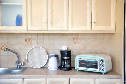 Dapur atau dapur kecil di Nick's House