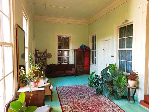 Χώρος καθιστικού στο Lotus Garden Hostel Izmir