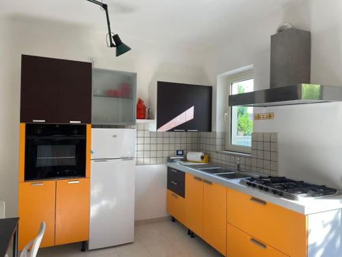 Dapur atau dapur kecil di I fiori apartments A