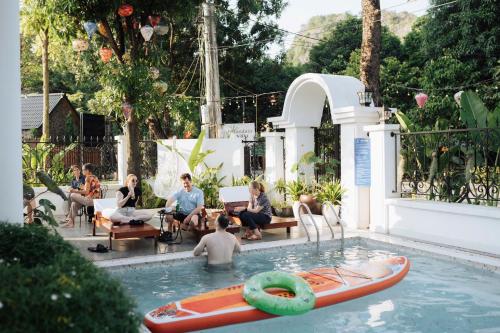 Πισίνα στο ή κοντά στο Tam Coc Sana Villa & Homestays