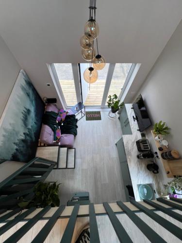 Posezení v ubytování Ashburton unique Studio House, close to Cookery School, private entrance & parking