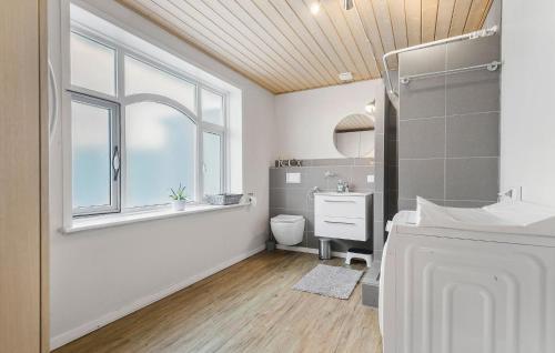 Φωτογραφία από το άλμπουμ του Cozy Apartment In Outrup With Wifi σε Ovtrup