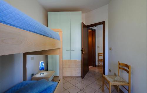 Postel nebo postele na pokoji v ubytování Nice Apartment In Comacchio With Wifi