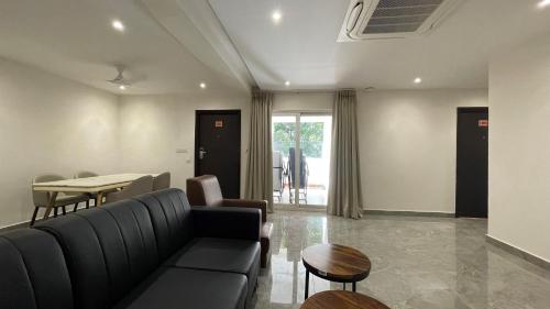 Un lugar para sentarse en Hotel Silver Clé Hitech City Madhapur