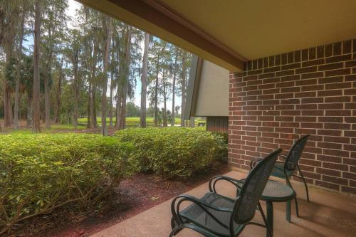 Taman di luar Luxury 1 Bedroom Condo in Palm Harbor Florida 2 Miles From Beach Sleeps 4