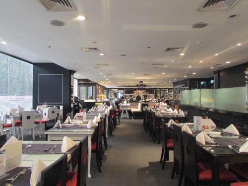 En restaurant eller et andet spisested på Concorde Hotel Singapore