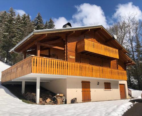 Family-friendly Self-catering Chalet Rental in Abondance - Sleeps 12 Portes du Soleil