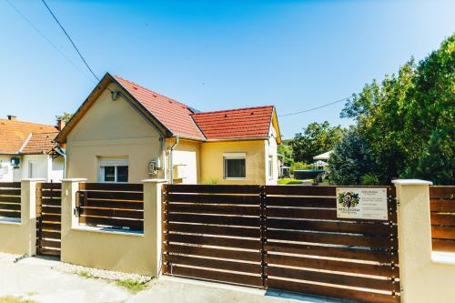 Szőlőszem Vendégházak 8692 Szőlősgyörök, 87 Szabadság utca kép - 3