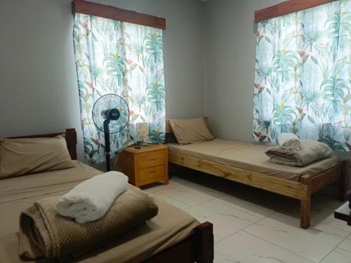 Posezení v ubytování Fitz & Oritz Homestay