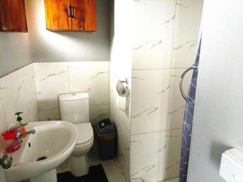 Koupelna v ubytování Fitz & Oritz Homestay