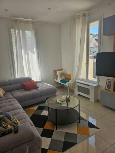 Maison entière avec terrasse