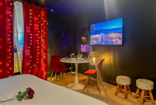Loveroom Adults Only jacuzzi vieille ville Annecy
