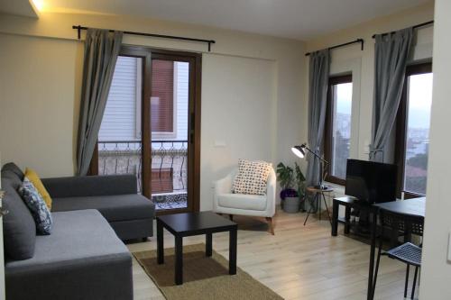 Posezení v ubytování Cozy Studio in Center of Izmir