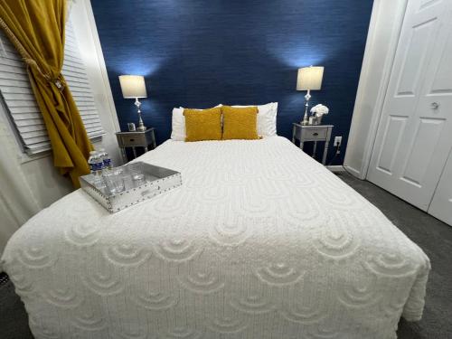 Fotografie z fotogalerie ubytování Chic 3 Bedroom house in Baltimore v destinaci Baltimore