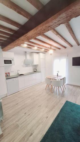 SE3-Coqueto y funcional en el centro de Santander