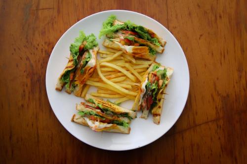 Еда / где поесть недалеко от гостевого дома