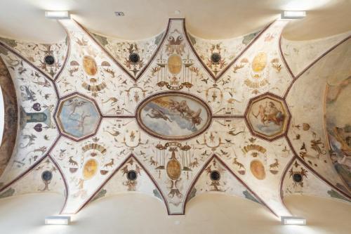 Keys of Italy - Benci 20 Fresco - Frescoes one bedroom Santa Croce