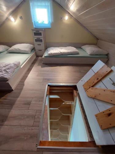 Кровать или кровати в номере Haus Morgensonne im Steyrtal