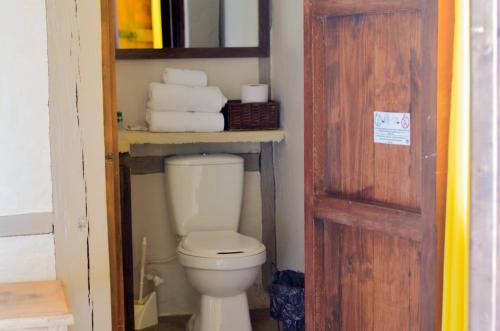 Un baño de Coffee Tree Boutique Hostel