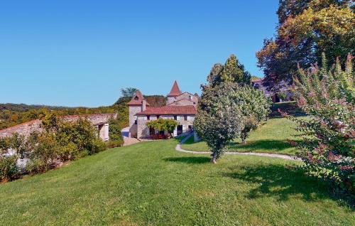 Photo de la galerie de l'établissement Awesome Home In Prayssas, à Prayssas