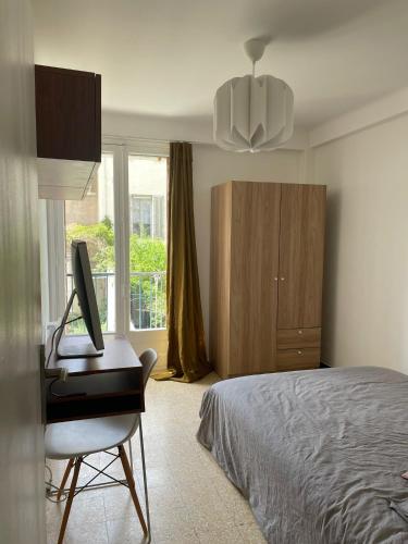 Postel nebo postele na pokoji v ubytování Chartreux