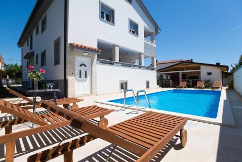 New modern Villa Nada with pool