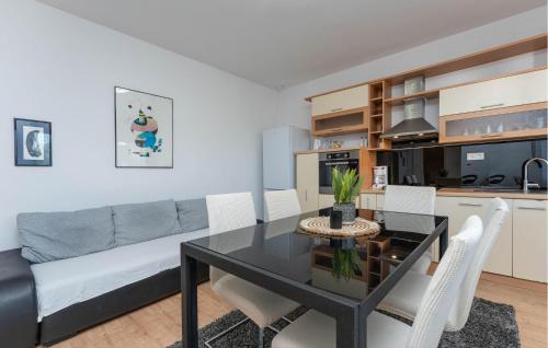 Nice Apartment In Bibinje With Wifi