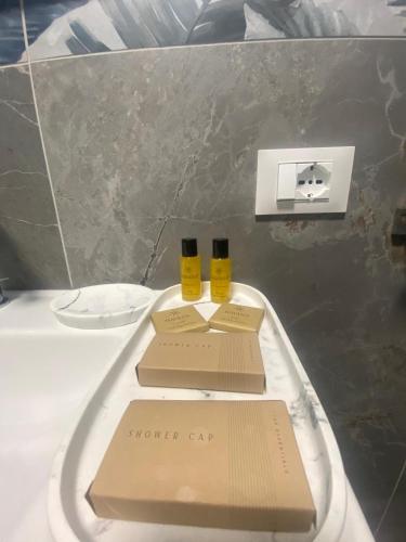 Ένα μπάνιο στο The Paris Rooms B&B