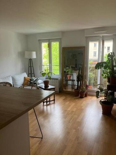 Bel appartement à Pantin avec balcon