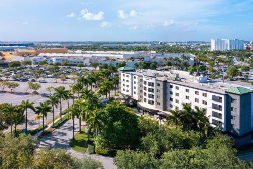 Courtyard by Marriott Miami at Dolphin Mall photo 30