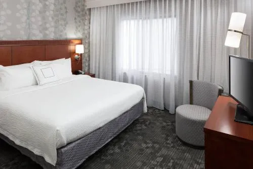 Courtyard by Marriott Miami at Dolphin Mall photo 8