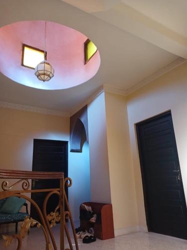 Μια τηλεόραση ή/και κέντρο ψυχαγωγίας στο Villa Lmima Malika
