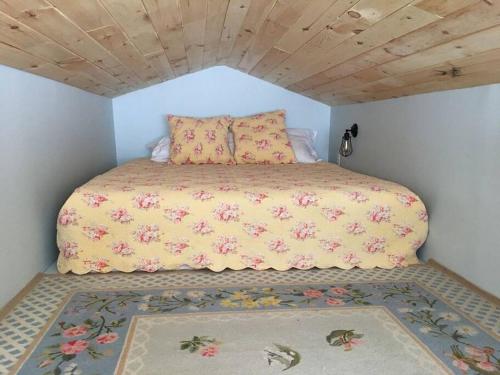Ένα ή περισσότερα κρεβάτια σε δωμάτιο στο Stratton Chalet