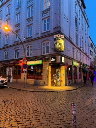 Budova, kde se hostel nachází