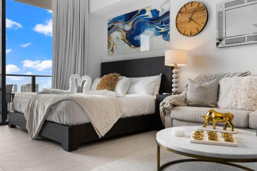 PH 49 Floor Luxury Studio w Free Parking photo 10