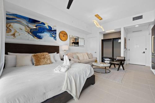 PH 49 Floor Luxury Studio w Free Parking photo 12
