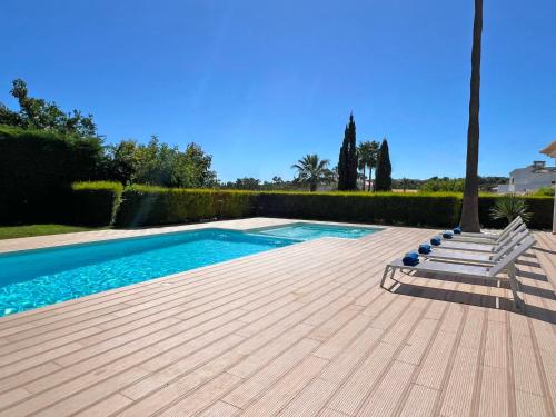 Stunning 4-Bedroom Villa With Pool - Perfect For Families