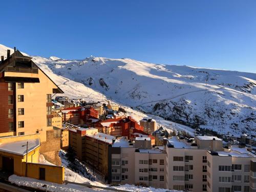 SIERRA NEVADA apartamento, ideal para grupos, aparcamiento en la puerta y con impresionantes vistas