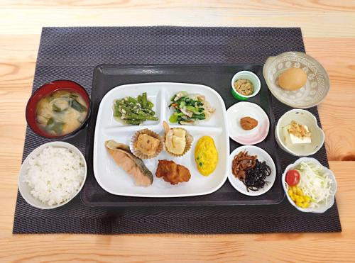 岡崎市にあるホテルトレンド岡崎駅前の皿皿