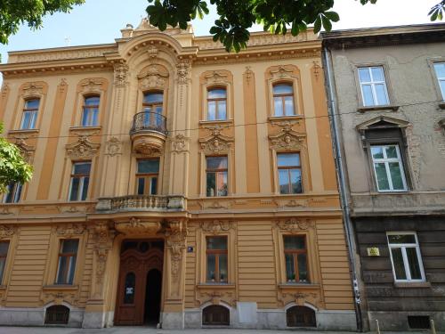 an old building in the city of geneva at CENTRAL 2 ZAGREB in Zagreb