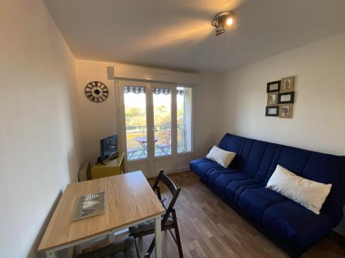 T2 près des Thermes du Connétable avec balcon et Wi-Fi - FR-1-541-126