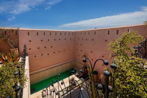 Басейн в Riad Siwan або поблизу