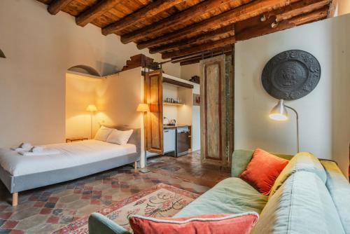 EasyTopStay - Porta Garibaldi Antique Charm