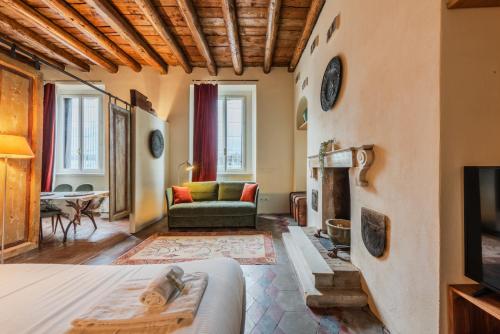 EasyTopStay - Porta Garibaldi Antique Charm