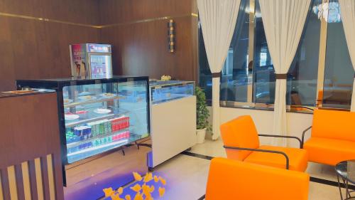 Μια τηλεόραση ή/και κέντρο ψυχαγωγίας στο BW Suites & Spa