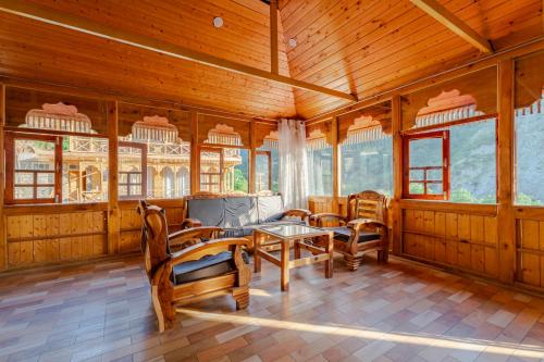 Fotografie z fotogalerie ubytování Tirthan Village Resort - Tirthan Valley v destinaci Gushaini
