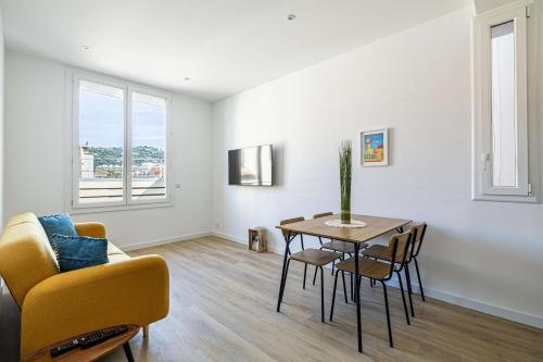 LE LOGIS CANNOIS au calme en centre-ville